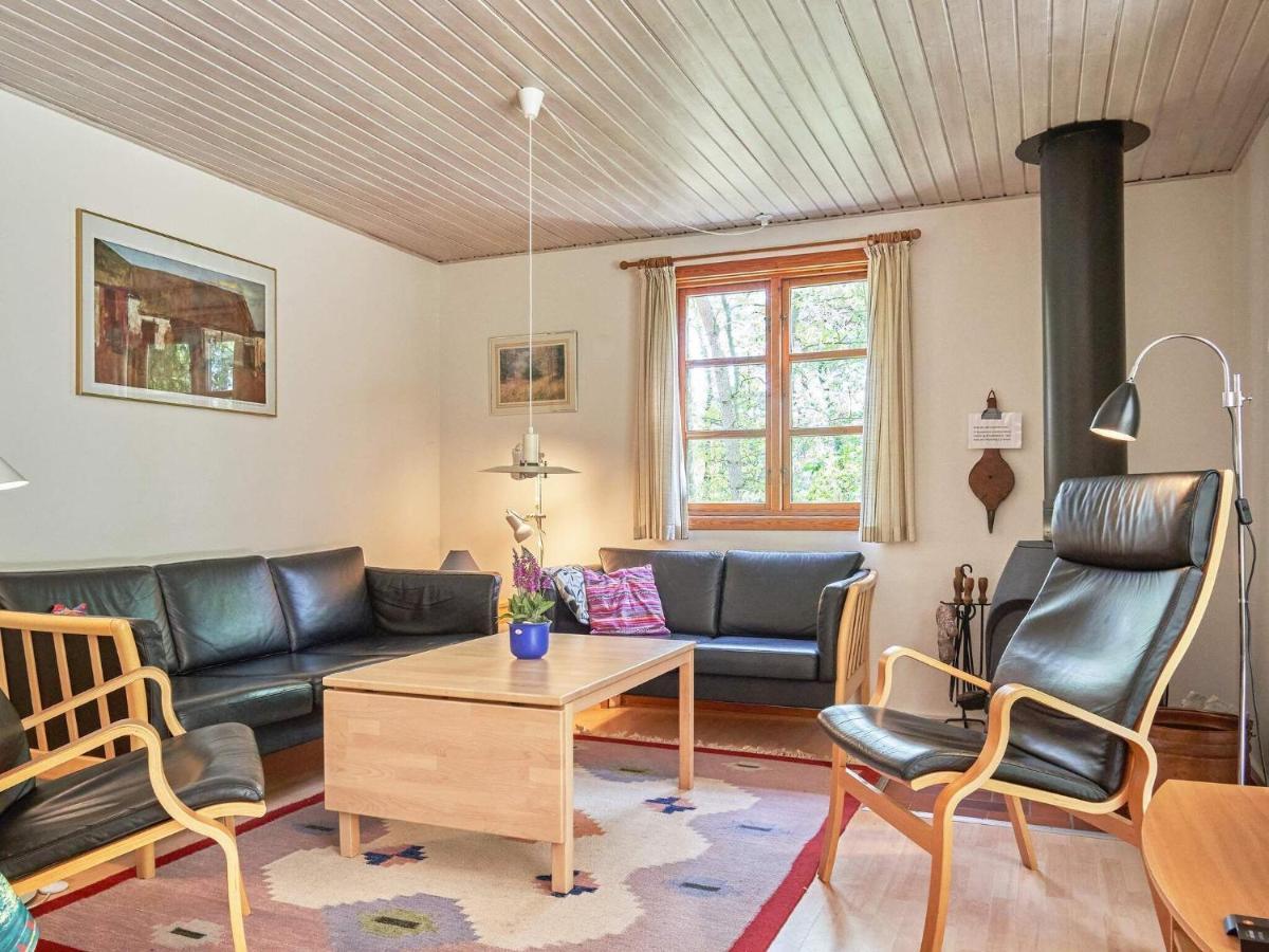 Three-Bedroom Holiday Home In Ronne 4 Exterior photo