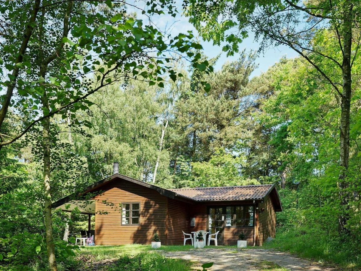 Three-Bedroom Holiday Home In Ronne 4 Exterior photo